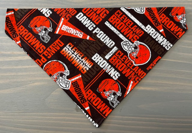 Dog Scarf - Thru the Collar Pet Neck Scarf - Cleveland Browns NFL Licensed