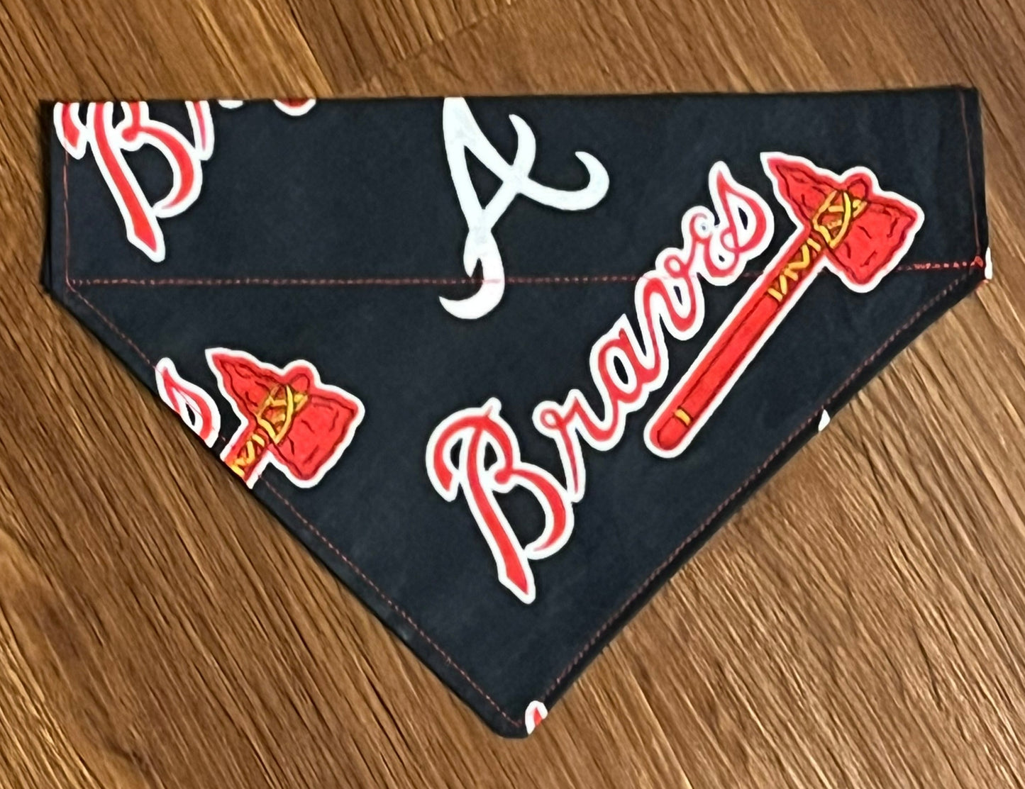 Dog Scarf - Thru the Collar Pet Neck Scarf - Atlanta Braves MLB Licensed