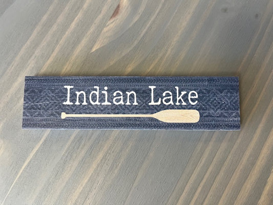 Indian Lake Shelf Sitter