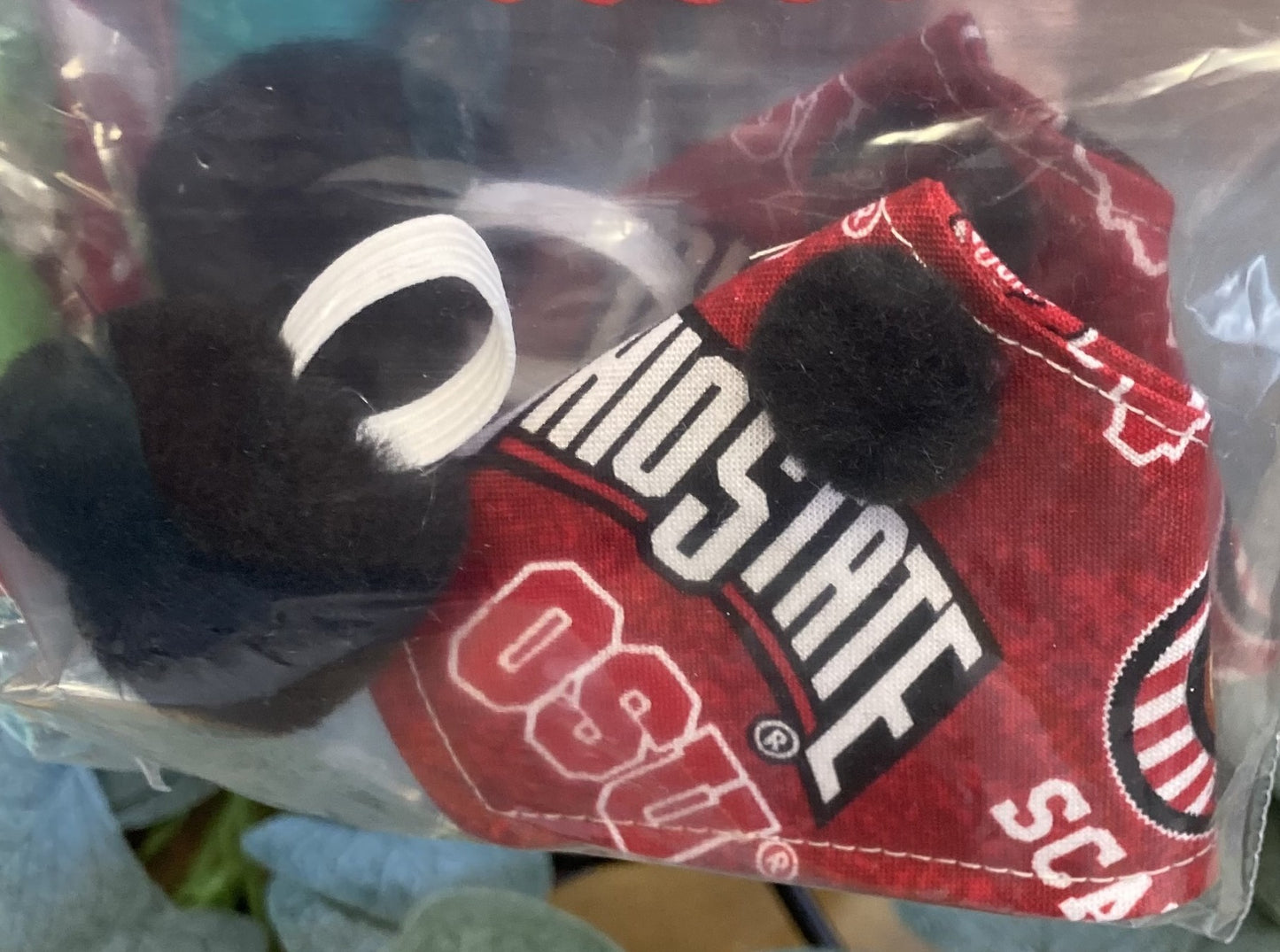 7" Desktop Goose Statue Outfit - Single