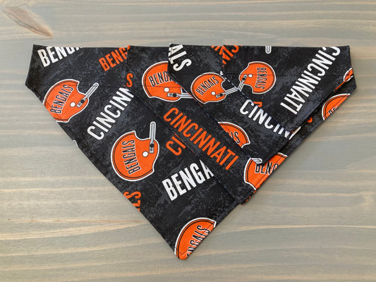 Dog Scarf - Thru the Collar Pet Neck Scarf - Cincinnati Bengals Black and Grey NFL Licensed