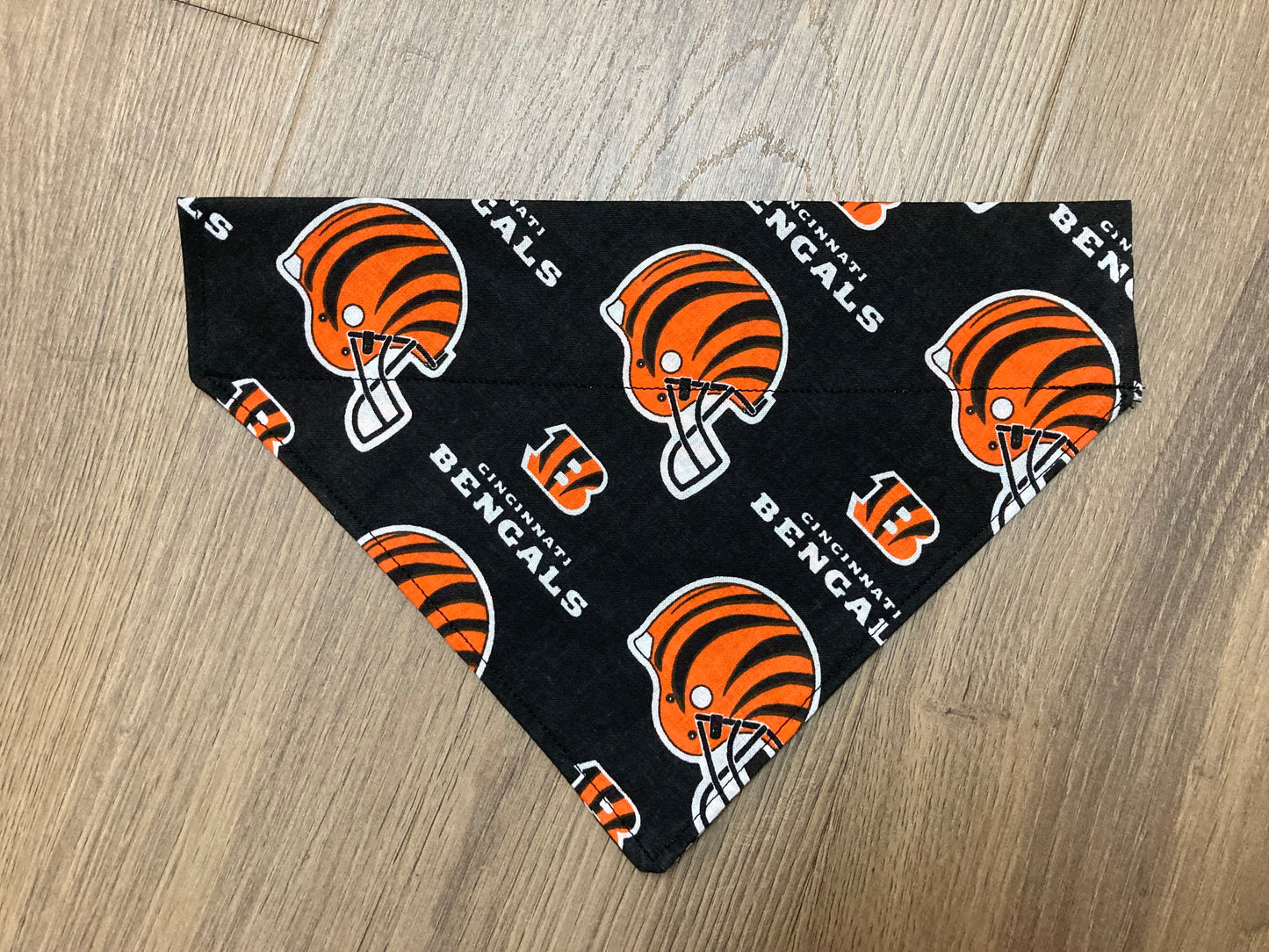 Dog Scarf - Thru the Collar Pet Neck Scarf - Cincinnati Bengals Black Tiger Stripes NFL Licensed