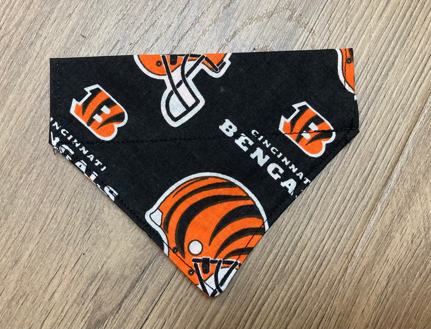 Dog Scarf - Thru the Collar Pet Neck Scarf - Cincinnati Bengals Black Tiger Stripes NFL Licensed