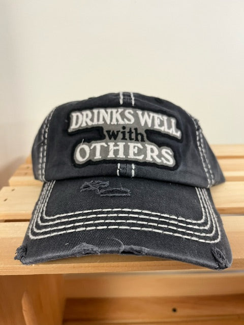 Ball Cap Vintage - Drinks Well With Others