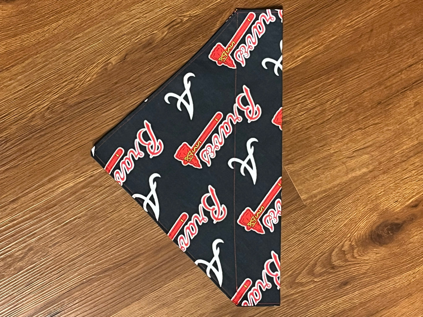 Dog Scarf - Thru the Collar Pet Neck Scarf - Atlanta Braves MLB Licensed